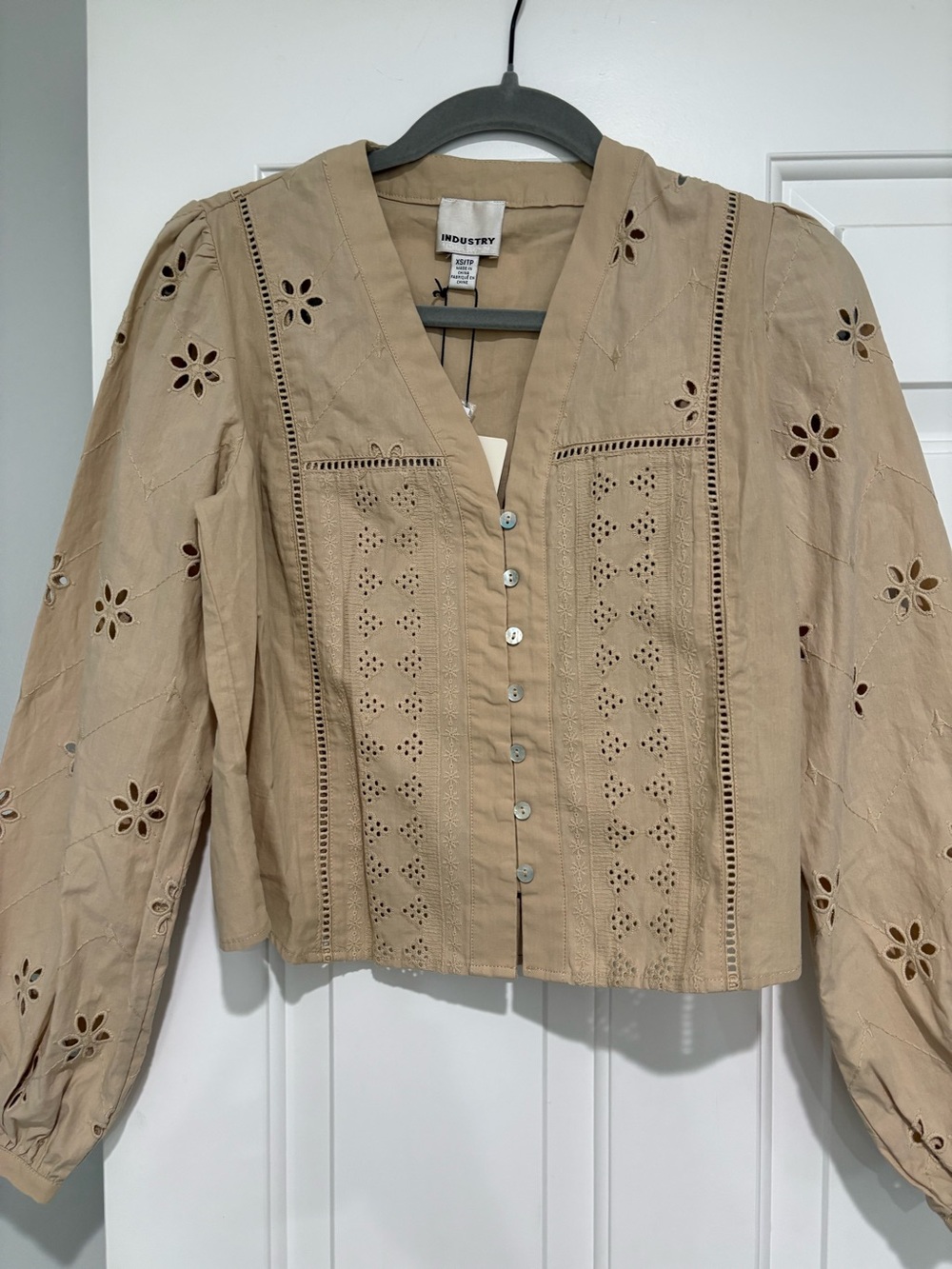 Industry eyelet button down